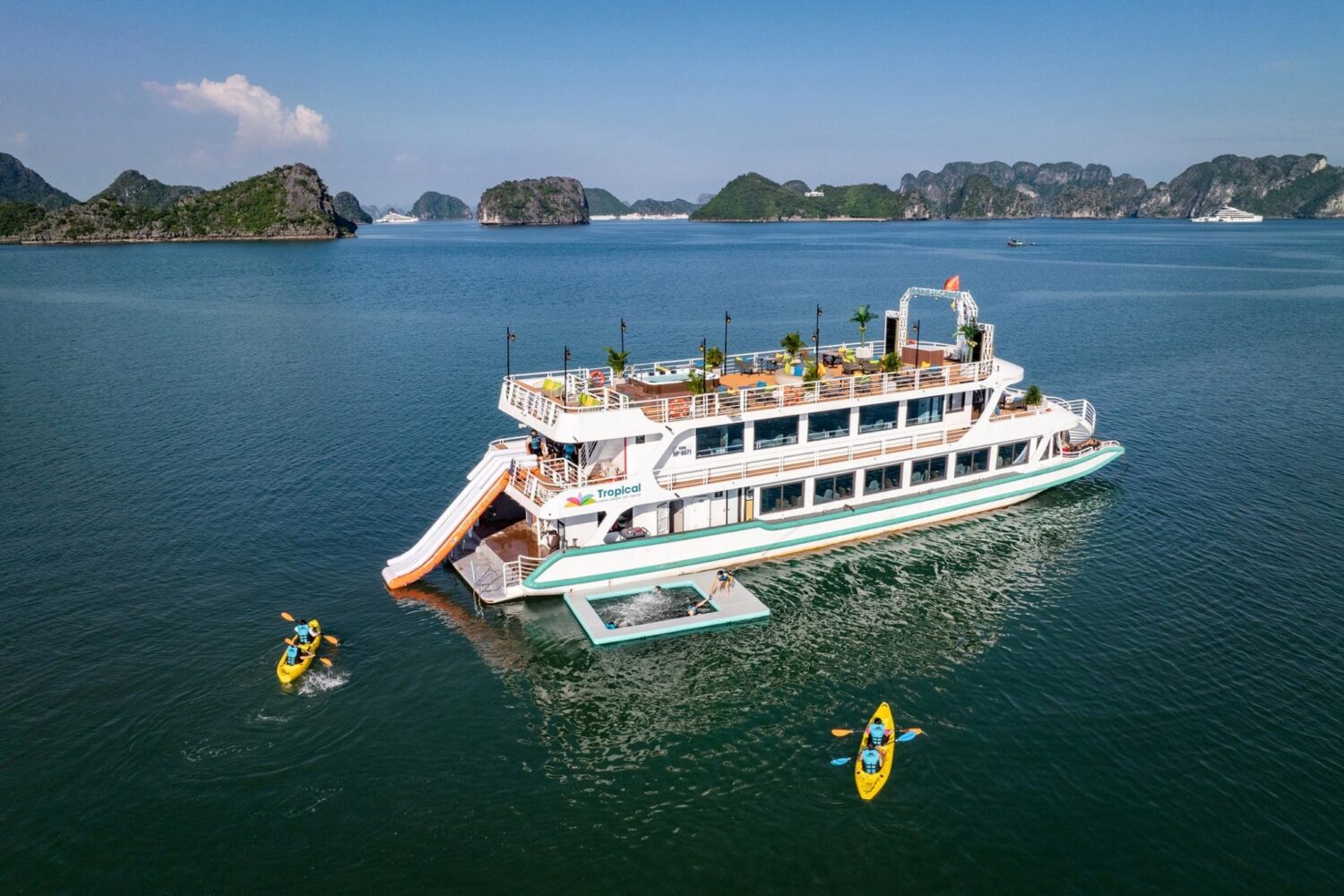 Lan Ha cruise
