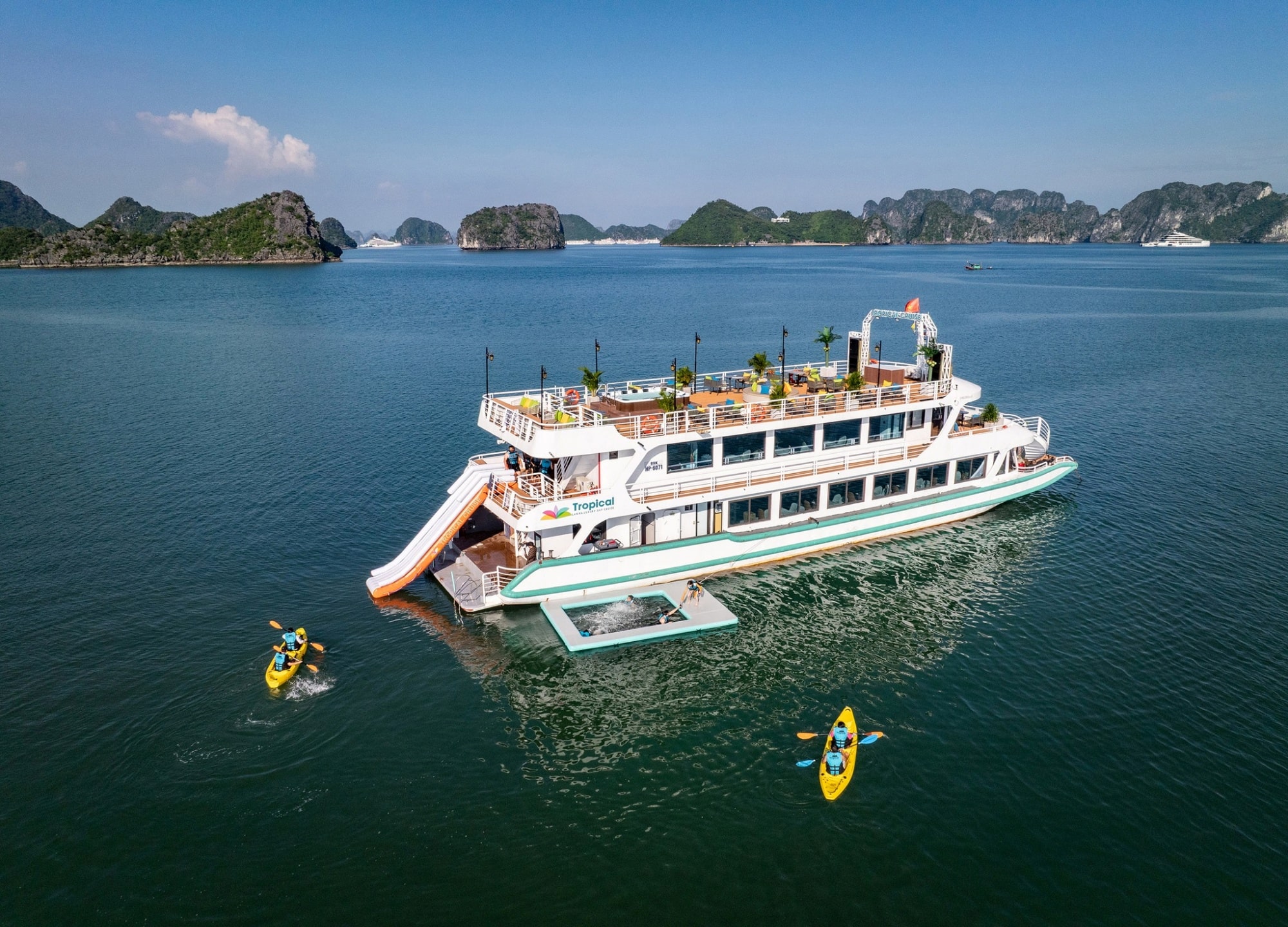 Lan Ha cruise
